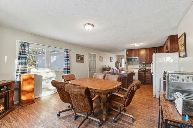 5413 N French Ave Avenue, Sioux Falls, SD 57104