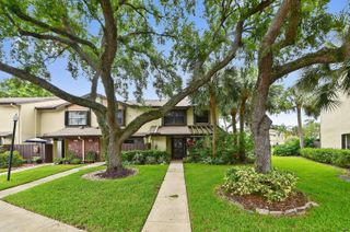 4587 Carambola Circle S 27218, Coconut Creek, FL 33066