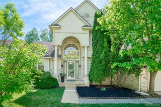 3172 Birchwood Court, Ann Arbor, MI 48105