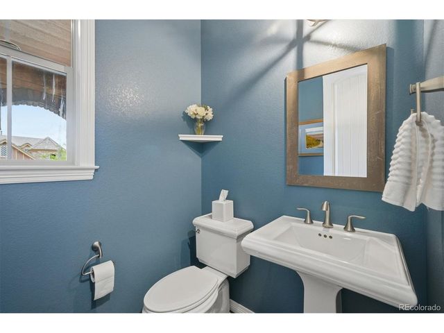 112 Sandalwood Way, Highlands Ranch, CO 80126