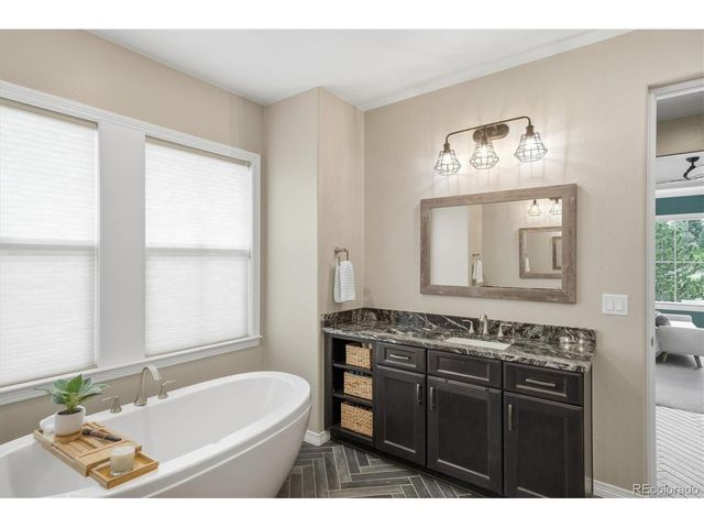 112 Sandalwood Way, Highlands Ranch, CO 80126