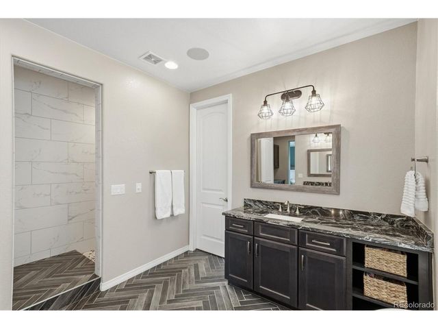 112 Sandalwood Way, Highlands Ranch, CO 80126