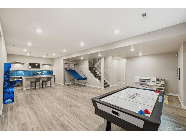 112 Sandalwood Way, Highlands Ranch, CO 80126