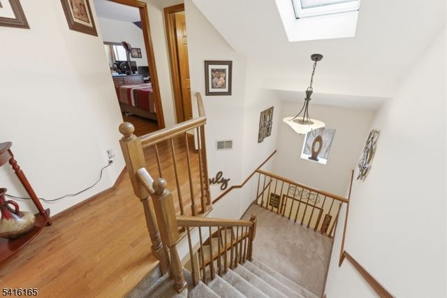 4 Faesch Ct, Rockaway Twp., NJ 07866