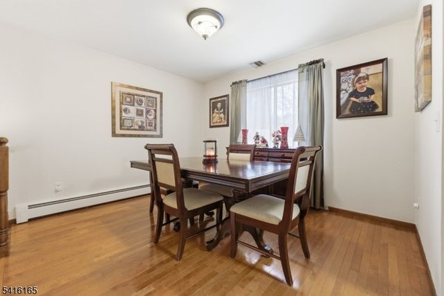 4 Faesch Ct, Rockaway Twp., NJ 07866