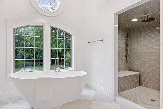 28160 Boulder Bridge Drive, Shorewood, MN 55331