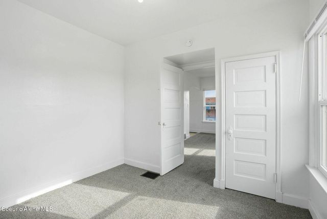1704 N Ash St, Spokane, WA 99205