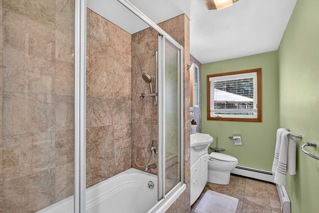 32 Bobolink Rd, Wellesley, MA 02481