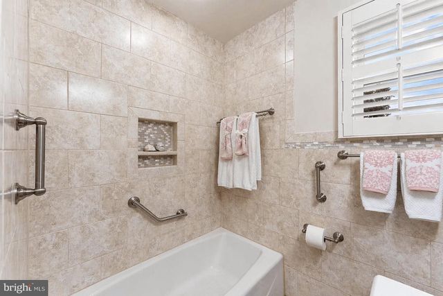 1406 F ST, Woodbridge, VA 22191