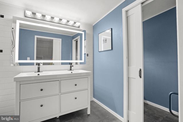 1406 F ST, Woodbridge, VA 22191