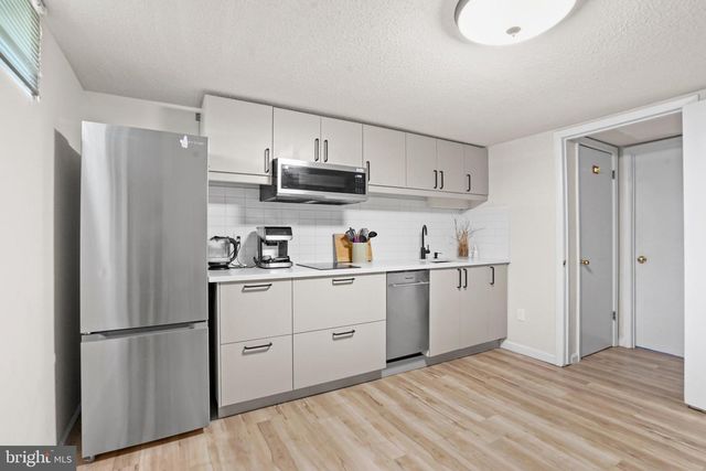 1406 F ST, Woodbridge, VA 22191
