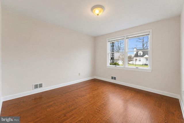 1406 F ST, Woodbridge, VA 22191