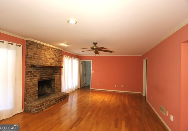 206 Pine Street, Trion, GA 30753