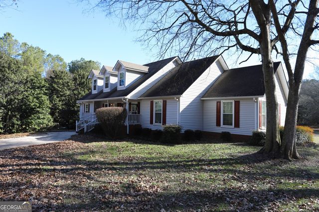 206 Pine Street, Trion, GA 30753