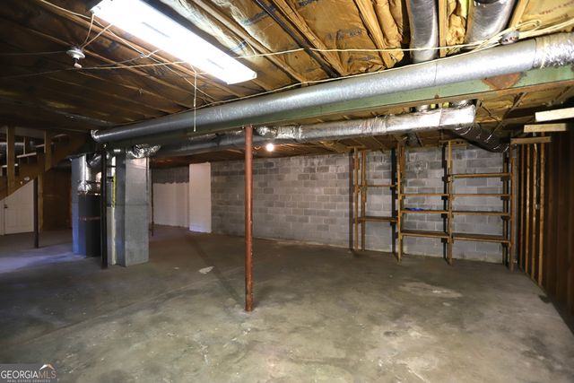 206 Pine Street, Trion, GA 30753