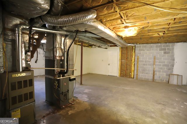 206 Pine Street, Trion, GA 30753