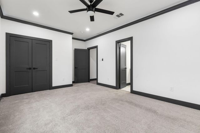 913 Panama Boulevard, Houston, TX 77009