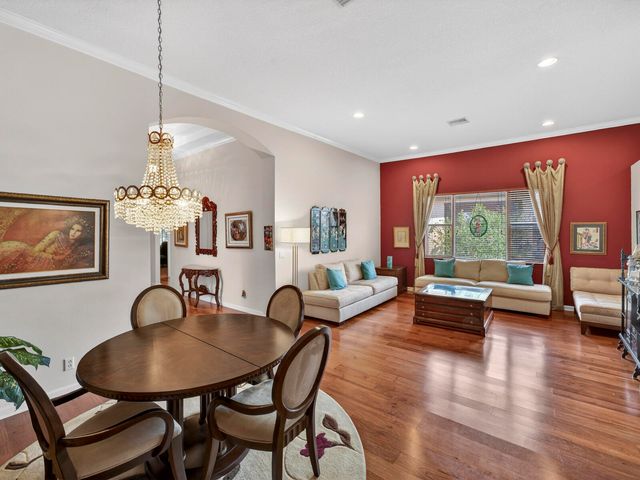 608 SW Calamondin Way Way SW, Vero Beach, FL 32968