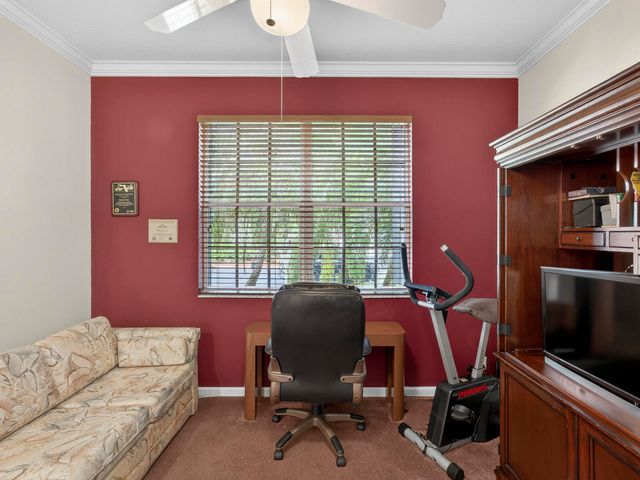 608 SW Calamondin Way Way SW, Vero Beach, FL 32968