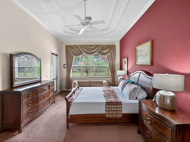 608 SW Calamondin Way Way SW, Vero Beach, FL 32968