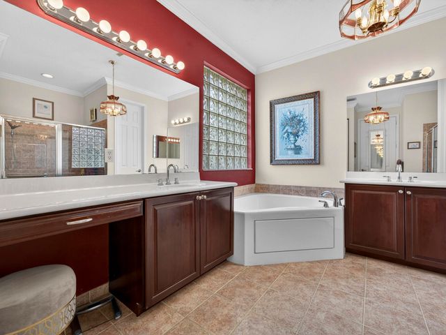 608 SW Calamondin Way Way SW, Vero Beach, FL 32968