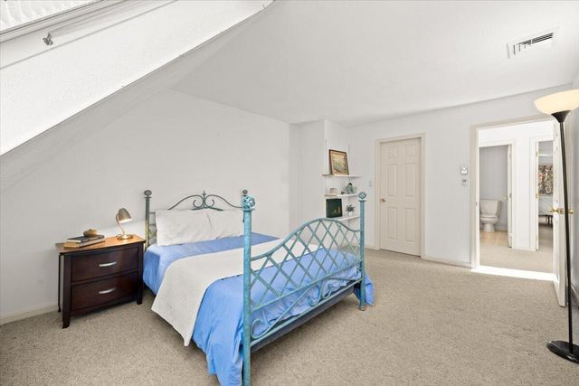 69 Two Ponds Road, Falmouth, MA 02540