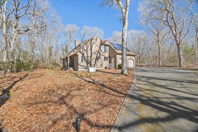 69 Two Ponds Road, Falmouth, MA 02540