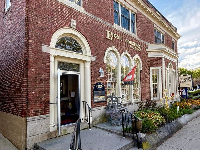 69 Two Ponds Road, Falmouth, MA 02540