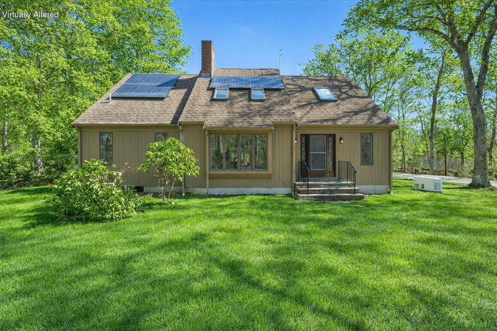 69 Two Ponds Road, Falmouth, MA 02540