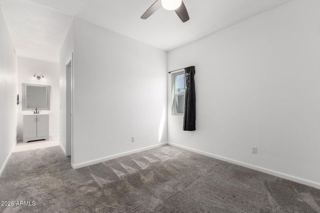 2532 E JONES Avenue, Phoenix, AZ 85040