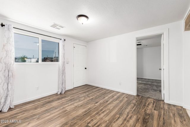 2532 E JONES Avenue, Phoenix, AZ 85040