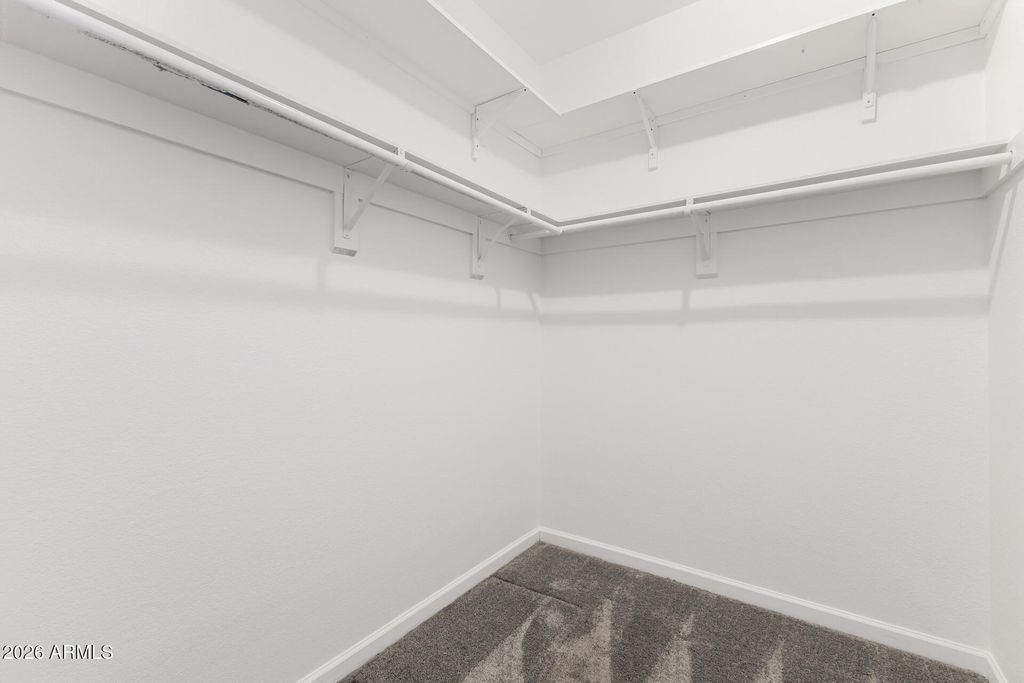 Image 17 of property listing at 2532 E JONES Avenue, Phoenix, AZ 85040