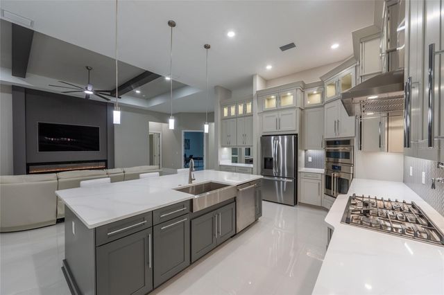 9451 TEQUILA SUNRISE DRIVE, Sarasota, FL 34241