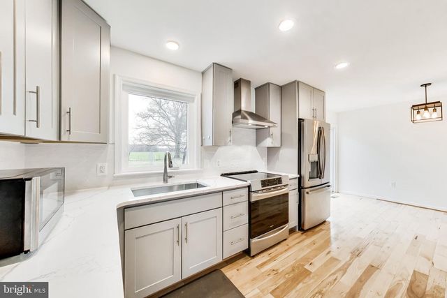 11431 ROSEDALE LN, Beltsville, MD 20705