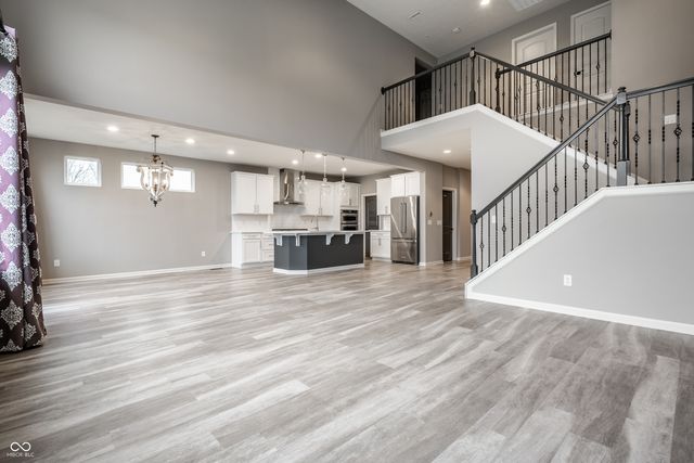 5573 Pecan Court, Noblesville, IN 46062