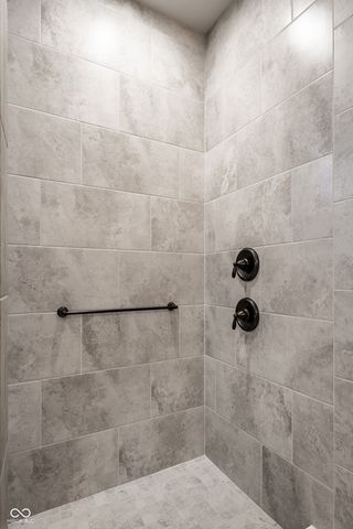 5573 Pecan Court, Noblesville, IN 46062