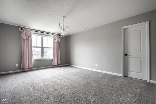 5573 Pecan Court, Noblesville, IN 46062