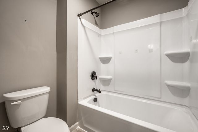 5573 Pecan Court, Noblesville, IN 46062