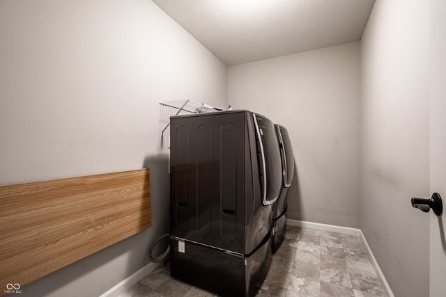 5573 Pecan Court, Noblesville, IN 46062