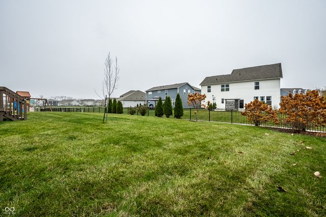 5573 Pecan Court, Noblesville, IN 46062