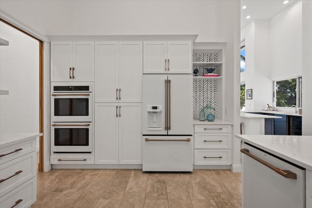 1362 Breakers West Boulevard, West Palm Beach, FL 33411