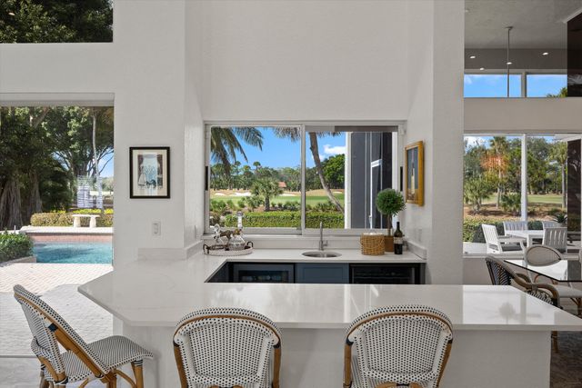 1362 Breakers West Boulevard, West Palm Beach, FL 33411