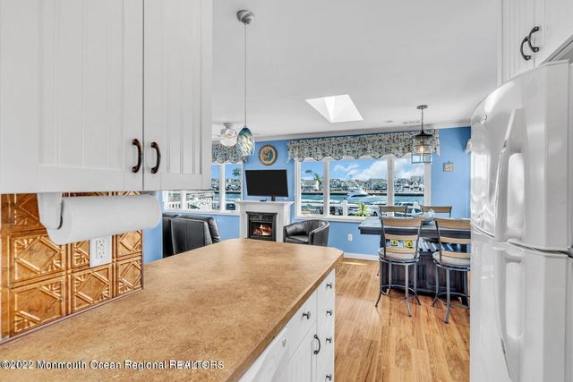 12 Inlet Drive, Point Pleasant Beach, NJ 08742