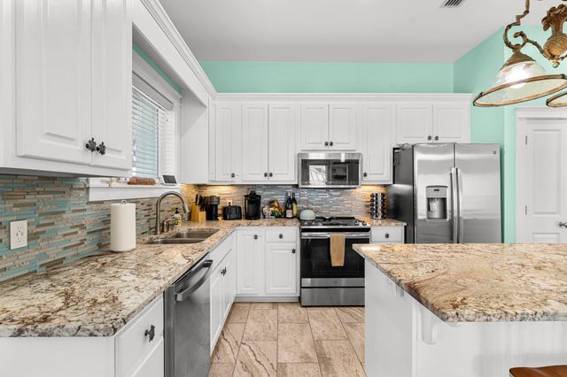 921 Lighthouse Lagoon Court, Panama City Beach, FL 32407