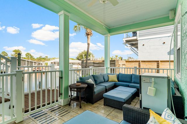 921 Lighthouse Lagoon Court, Panama City Beach, FL 32407