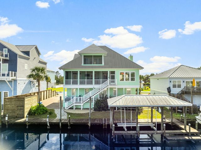921 Lighthouse Lagoon Court, Panama City Beach, FL 32407