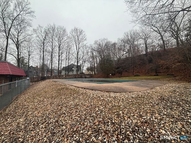 35 Woodsedge Drive 3C, Newington, CT 06111