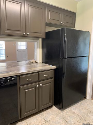 40111 La Rochelle Rd, Prairieville, LA 70769