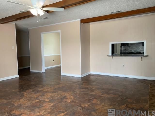 40111 La Rochelle Rd, Prairieville, LA 70769