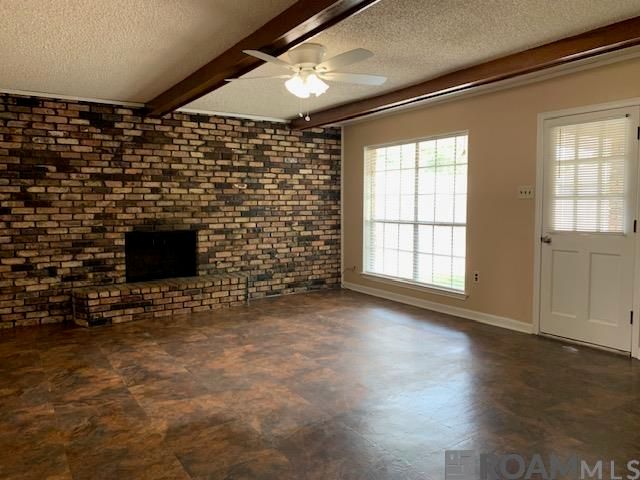 40111 La Rochelle Rd, Prairieville, LA 70769